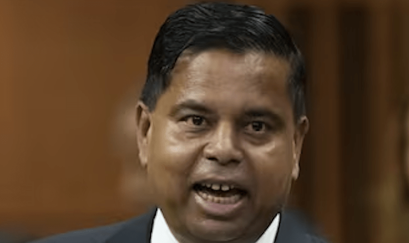 Ottawa’s gun grab program for individuals goes national, Prairies ...